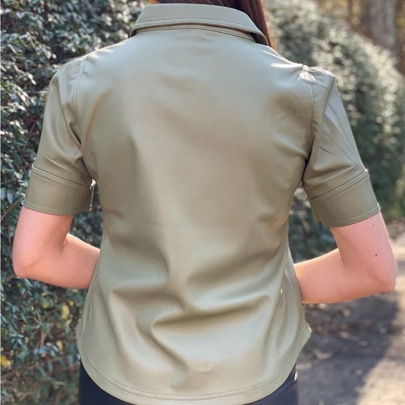 STEVE MADDEN VIRGINIA FAUX LEATHER TOP Women’s Size L - Picture 3 of 8